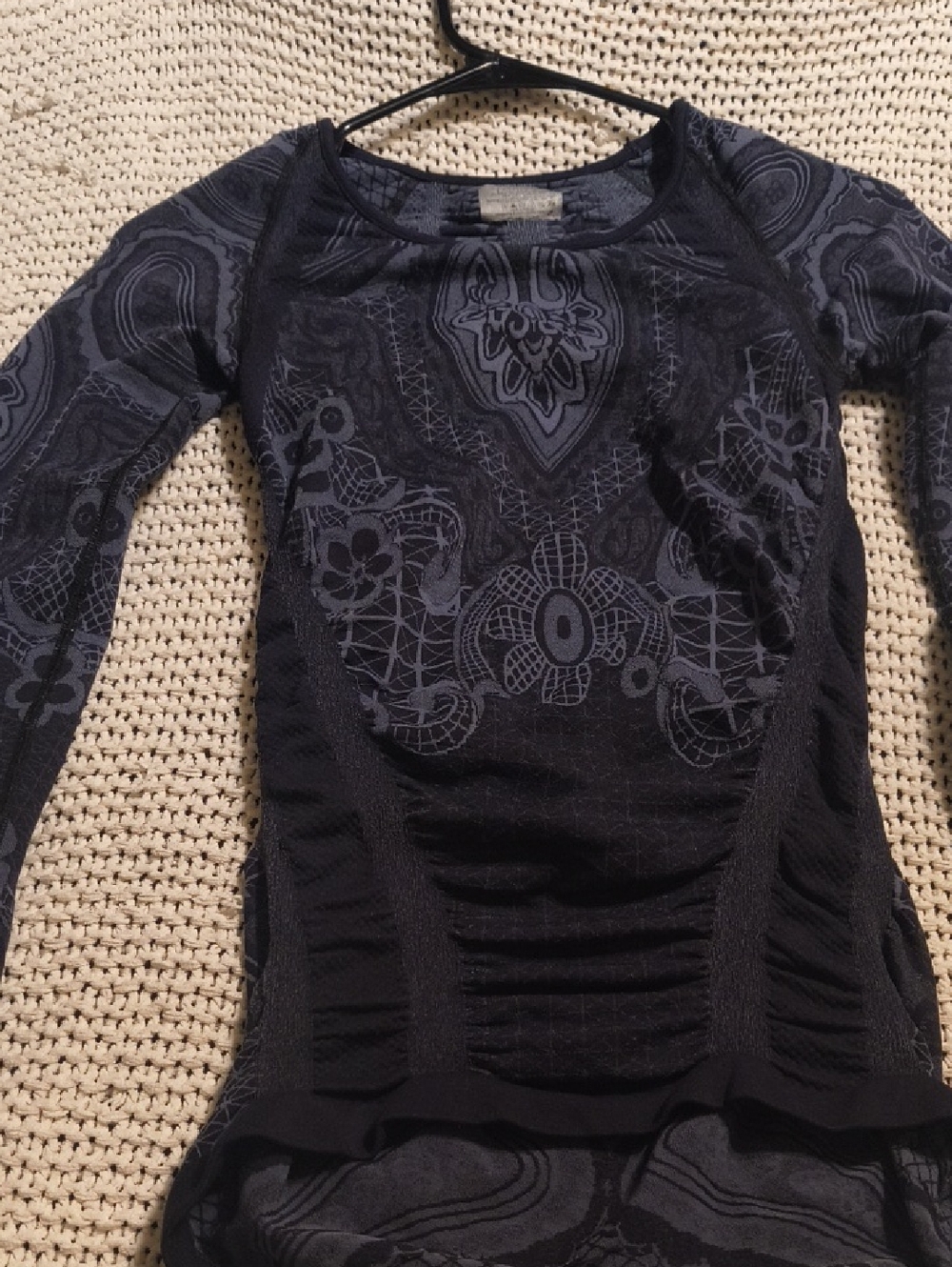 Athleta Black Floral Long Sleeve Top Xs